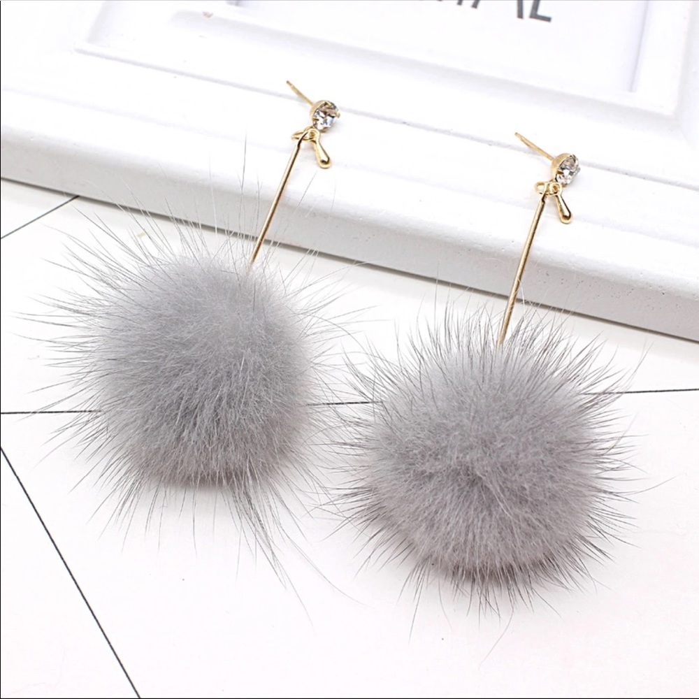 Grey Pom Pom Earrings